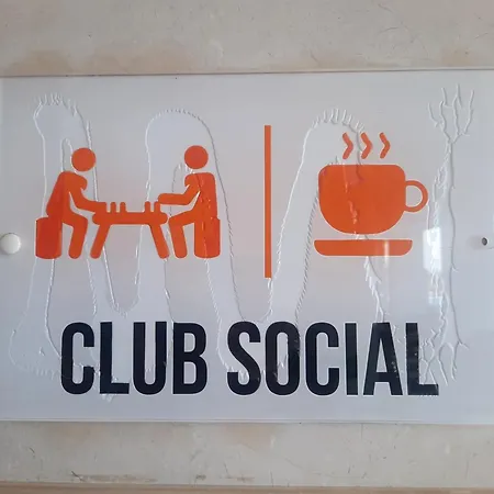 Buena Vista Social Club Con Piscina Y Vistas Al Mar Solo Familias! Daire