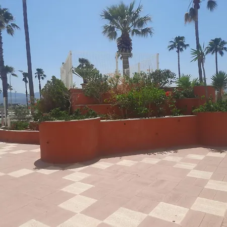 Buena Vista Social Club Con Piscina Y Vistas Al Mar Solo Familias! Daire
